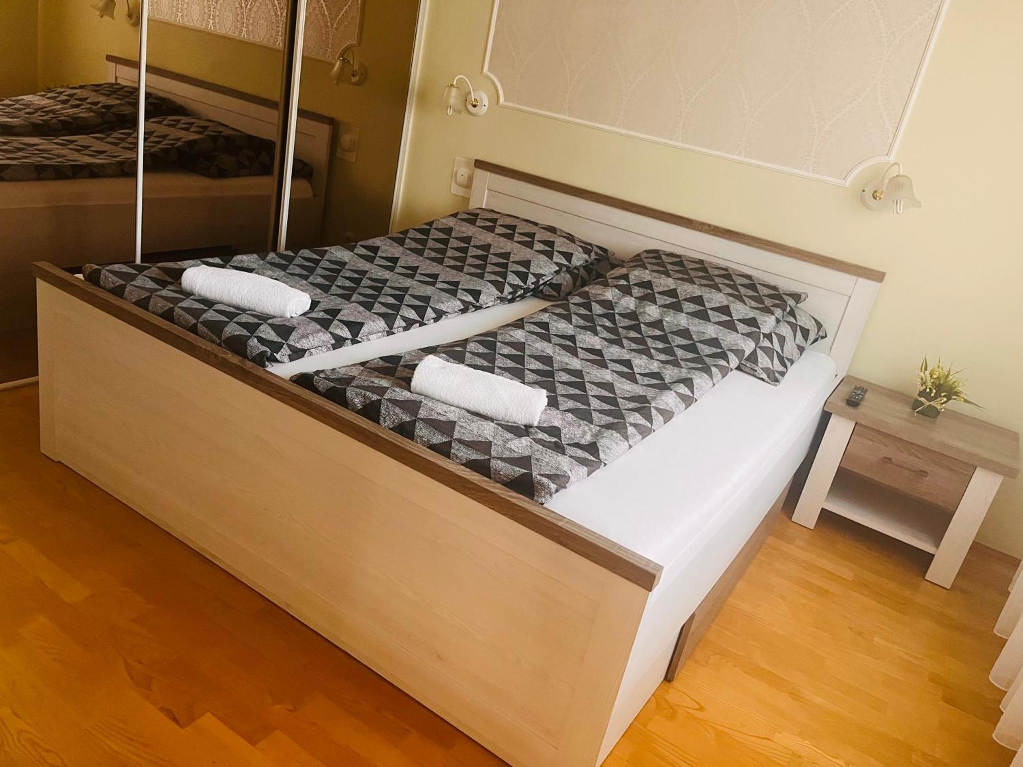 Aqua Azur Apartman Hajdúszoboszló Екстериор снимка