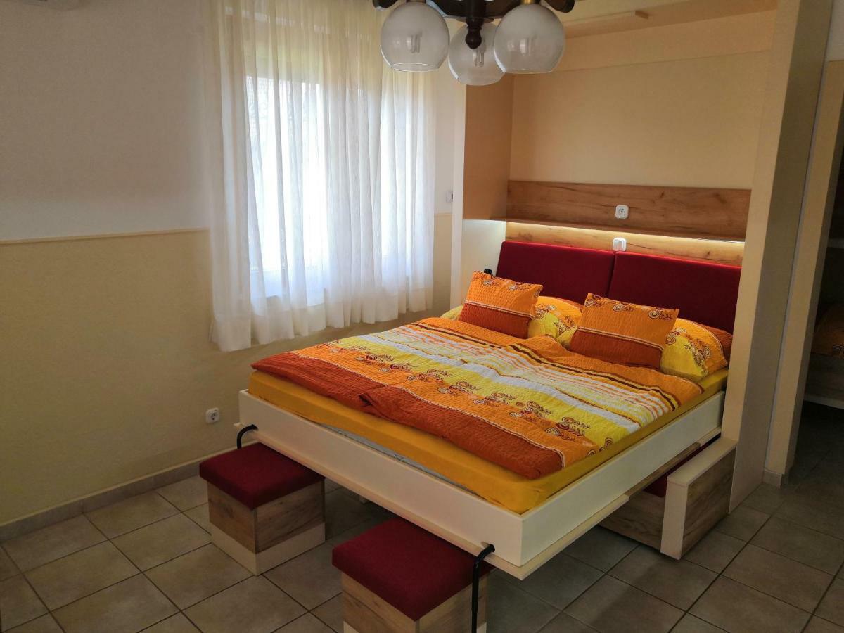 Aqua Azur Apartman Hajdúszoboszló Екстериор снимка
