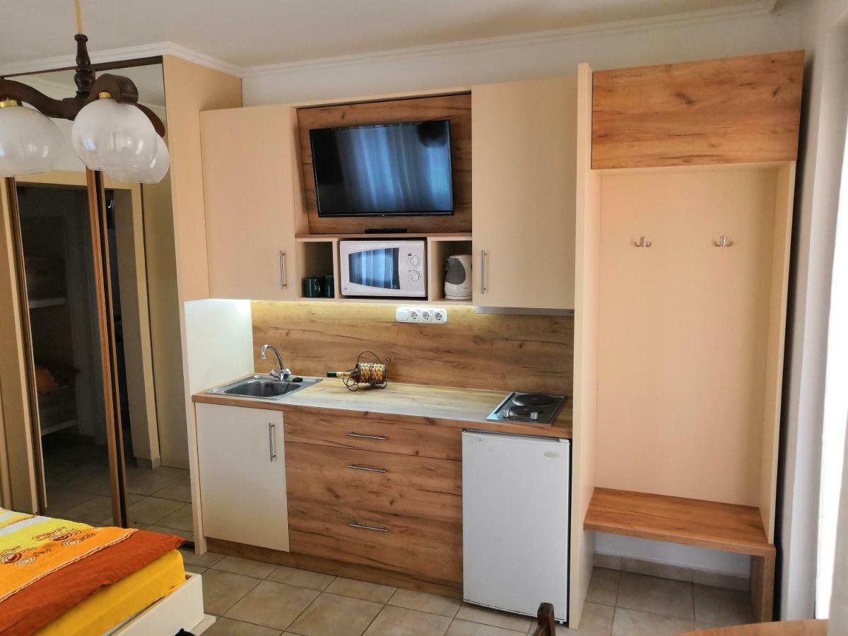 Aqua Azur Apartman Hajdúszoboszló Екстериор снимка